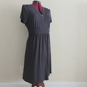 LL Bean Black Surplice Empire Waist Short Sleeve Dress XL Petite  Super Stretchy